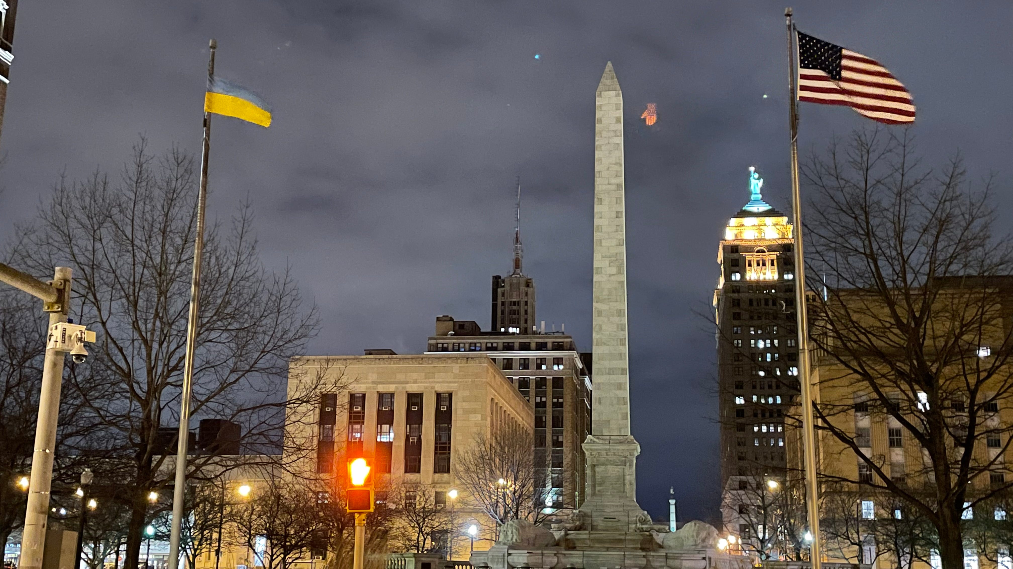 Mayor Brown raises Ukrainian flag in Niagara Square