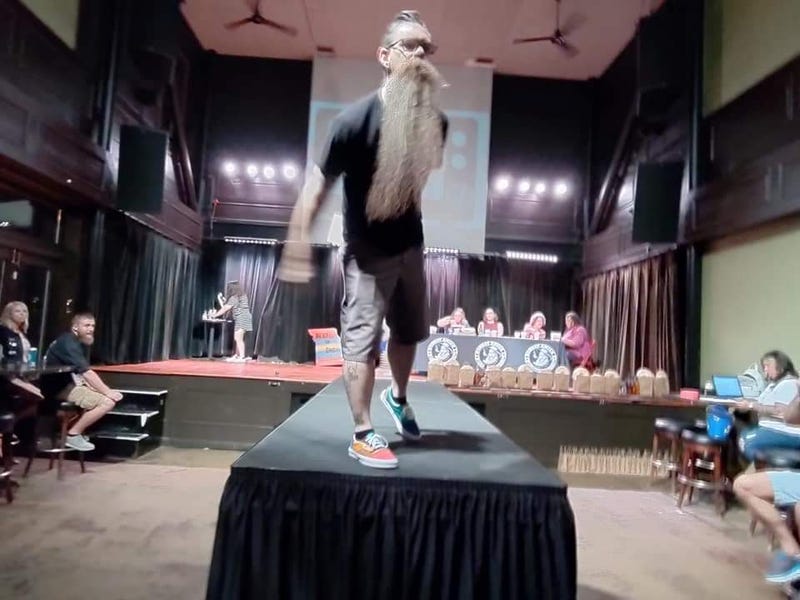St Louis Beard and Mustache Competion competitior