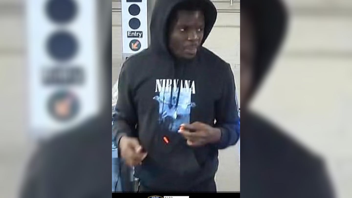 'Can I have money for diapers?' man asks before robbing Grand Central subway rider