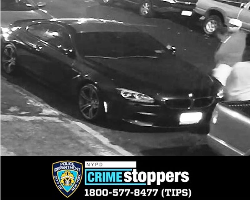 Suspect who repeatedly fired gun on Queens street sought by police