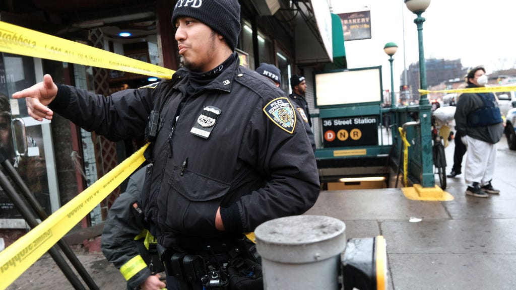 COMMUTER ALERTS: Multiple MTA disruptions following Brooklyn subway shooting
