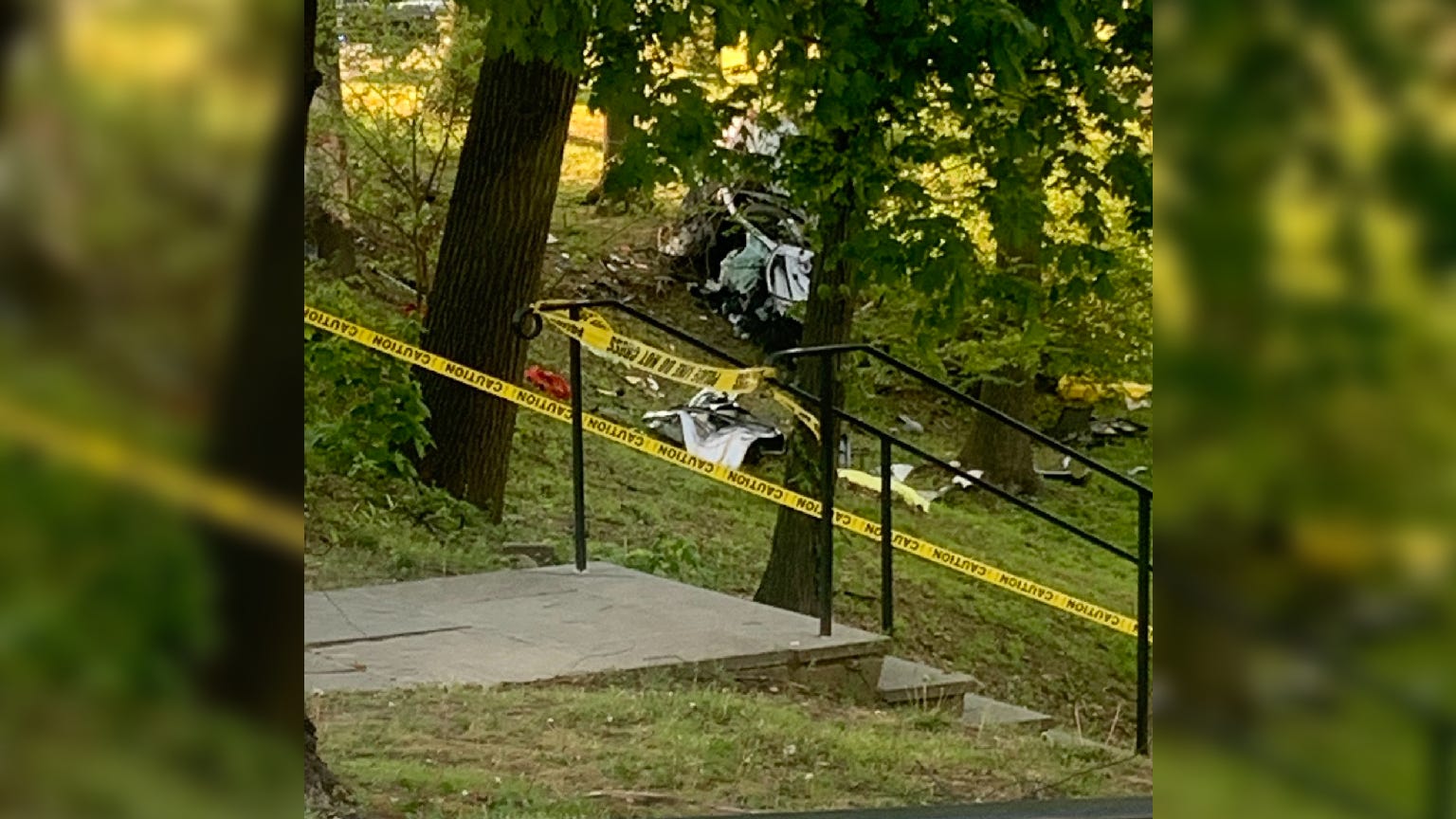 At least 2 dead after car goes off road, crashes in NJ park during apparent pursuit