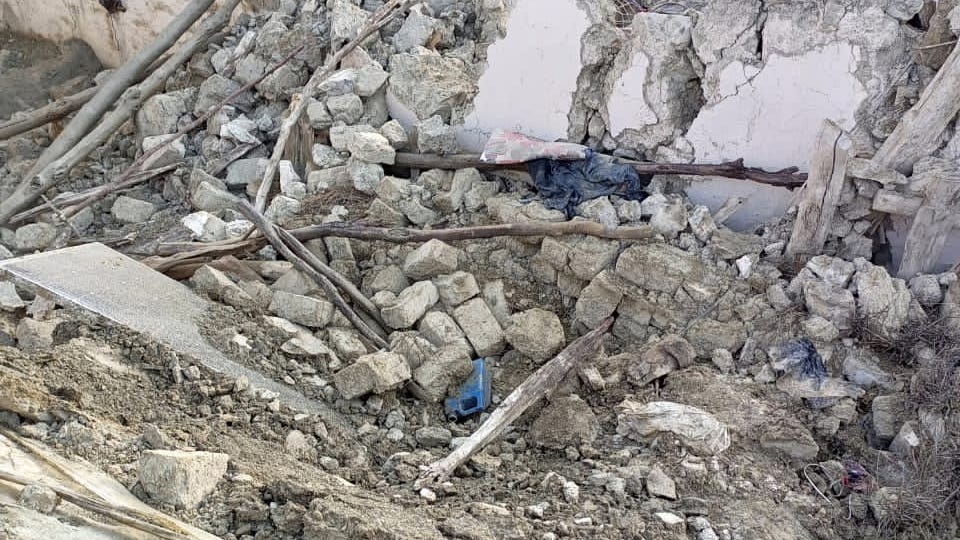 1,000 dead, 1,500 injured in Afghan quake: news agency