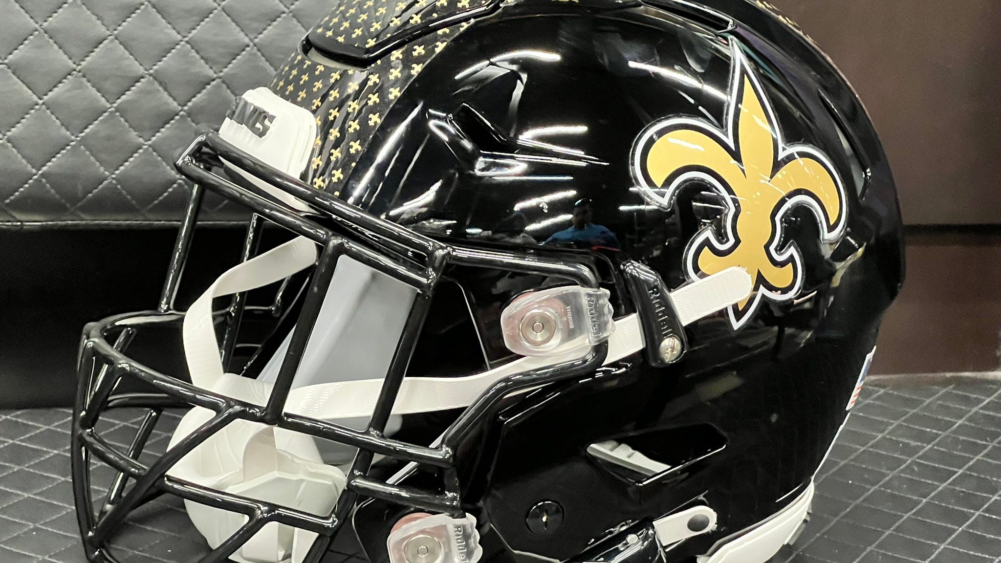 Saints unveil new black alternate helmets to be worn during 2022 season