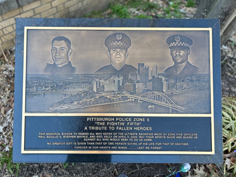 Memorial for Pittsburgh Police Officers killed in the line of duty on April 4, 2009