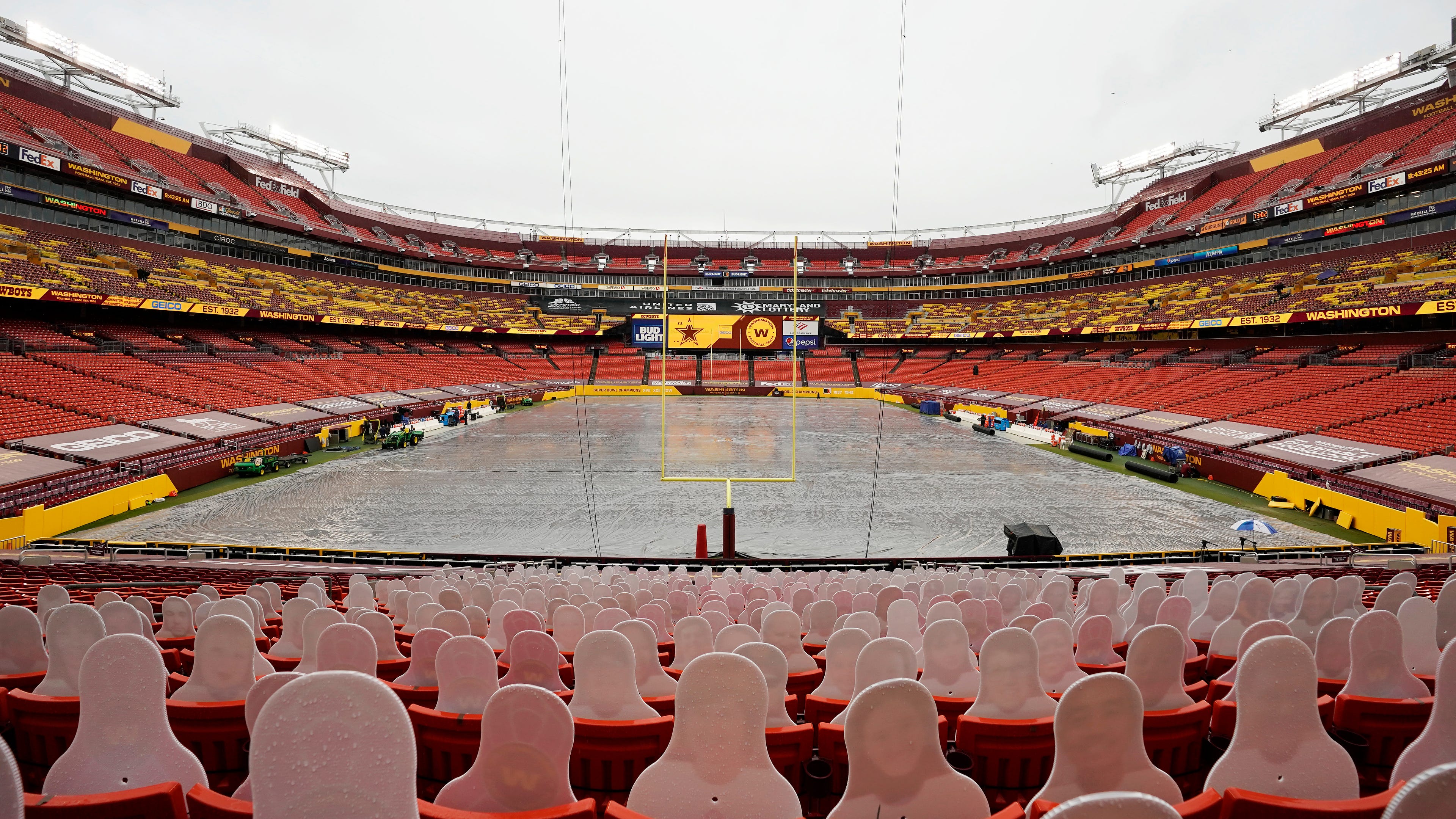 Washington Football Team plans to open FedEx Field to full capacity in 2021