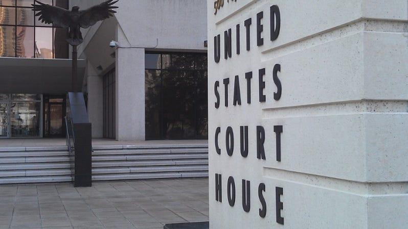 Analyst: Williams has chance to beat federal charges