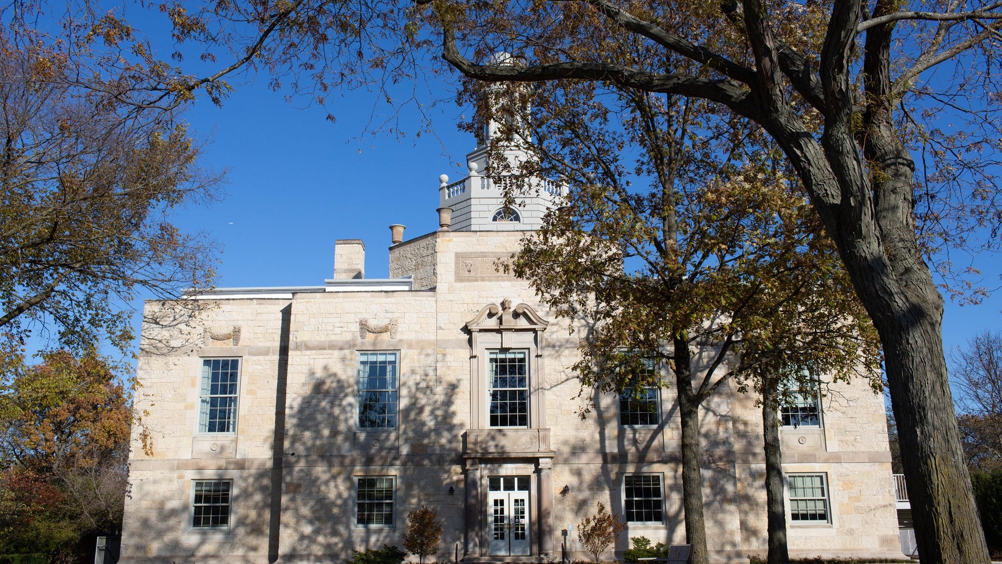 Highland Park’s poet laureate applications are due Wednesday