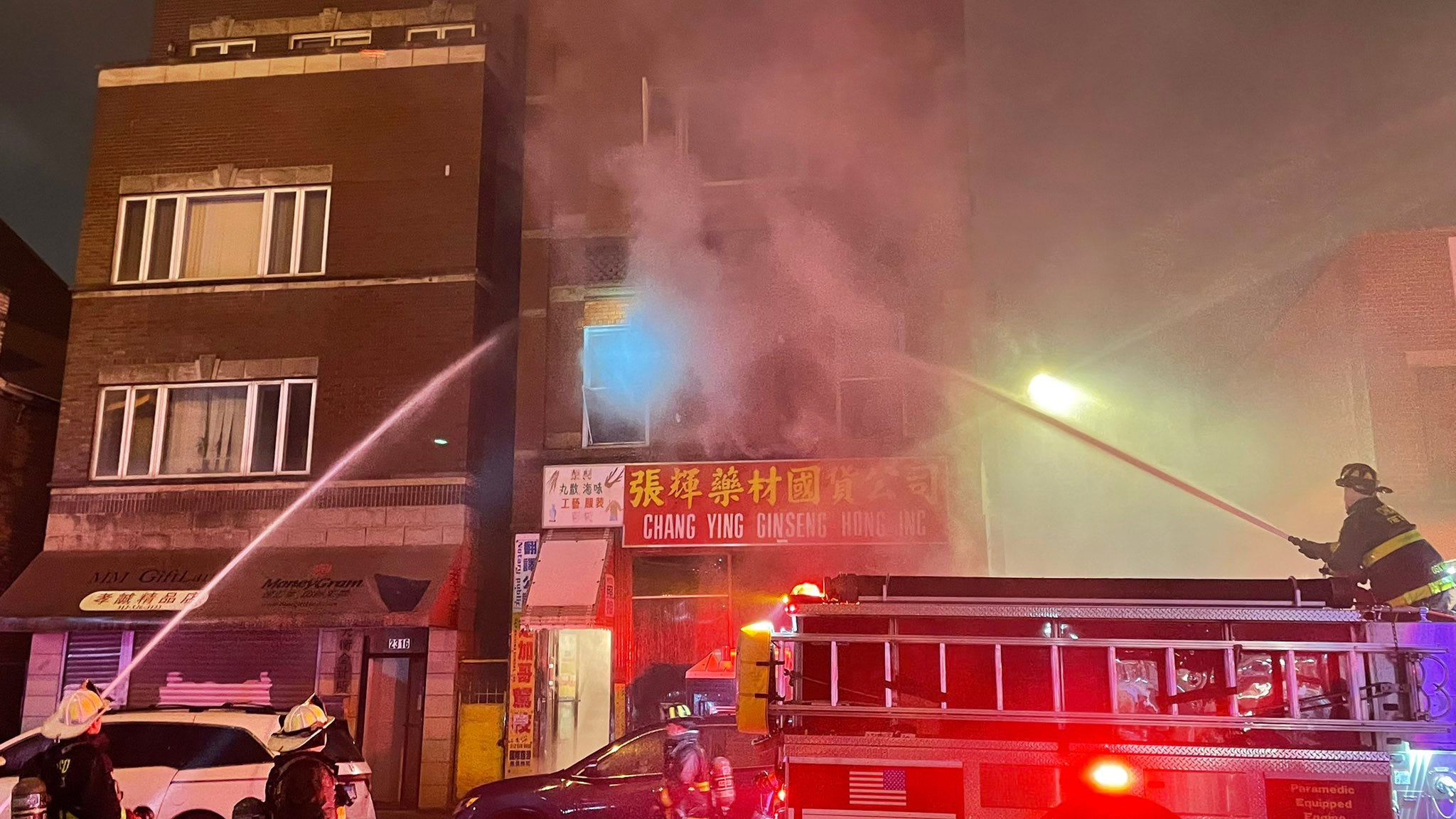 Firefighter injured while battling Chinatown fire: CFD