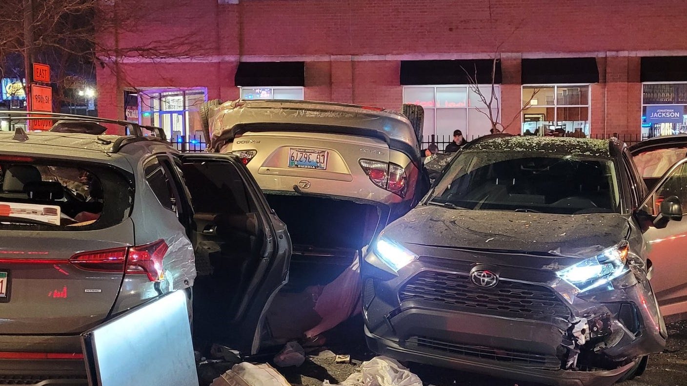 Wrong-way driver kills two, injures 16, including seven children