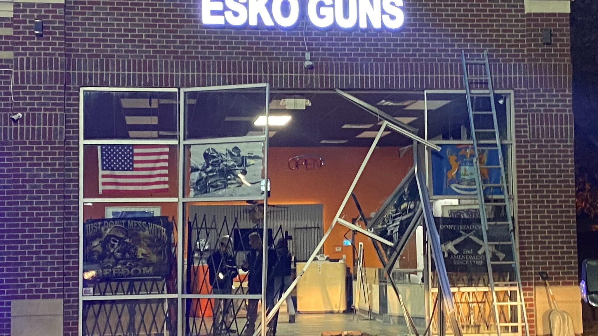 Thieves smash car through front of Dearborn Heights gun shop in thwarted attempt to steal weapons: cops