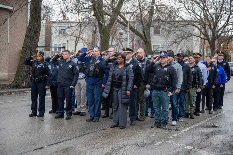 Chicago Police Department and community holds memorial