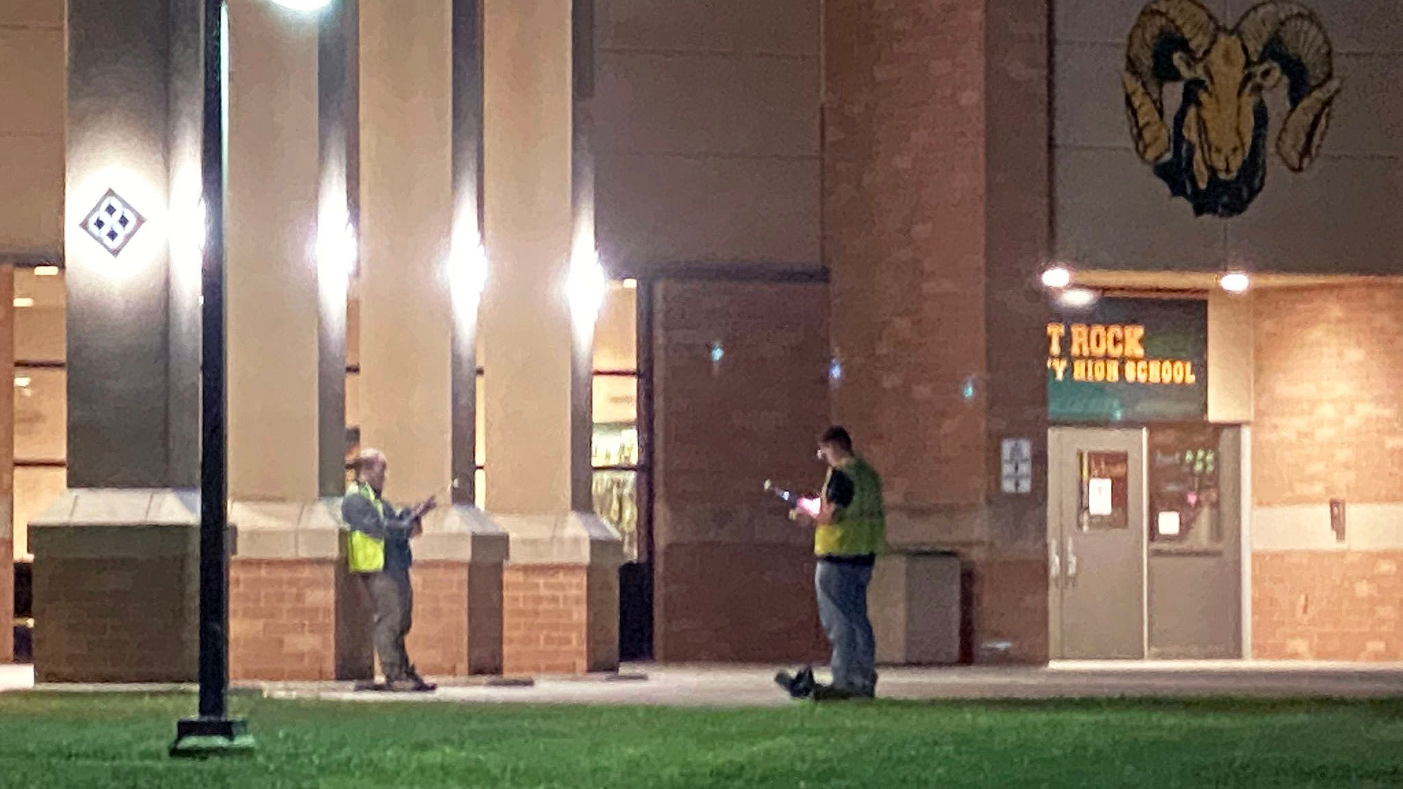 Flat Rock public schools back in session while homes evacuated due to gas leak