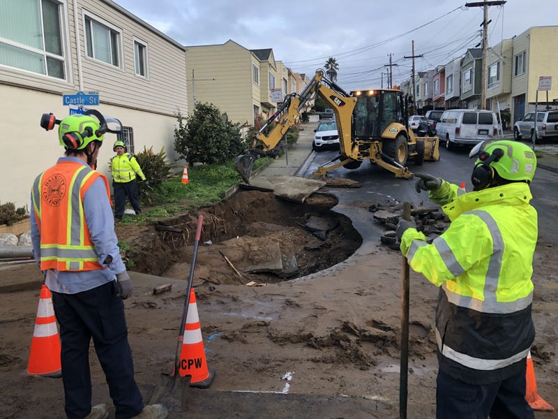 A giant sinkhole has opened up in the middle of a residential area south of San Francisco — the second sinkhole the Bay Area has seen in the past week.