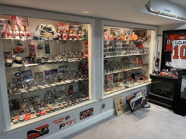 Fritz Schoeninger's Flyers-themed basement