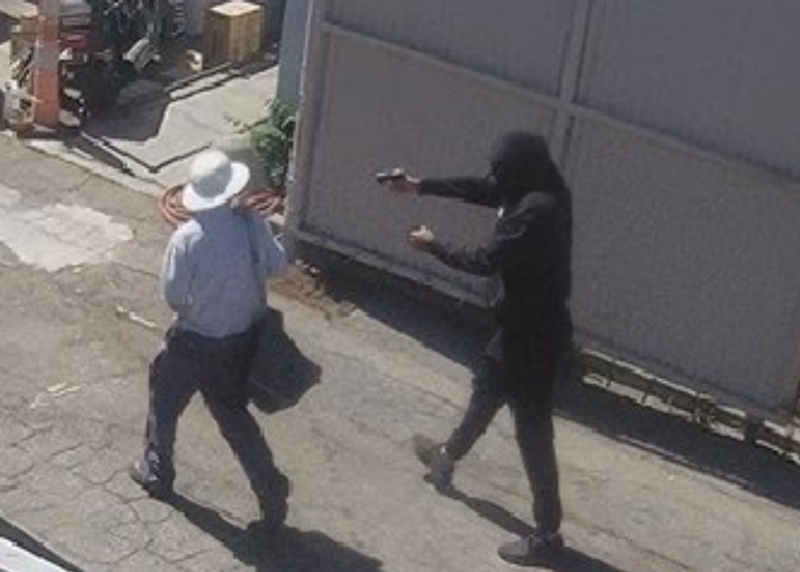 Mail Carrier Robbed at Gunpoint in North Hollywood