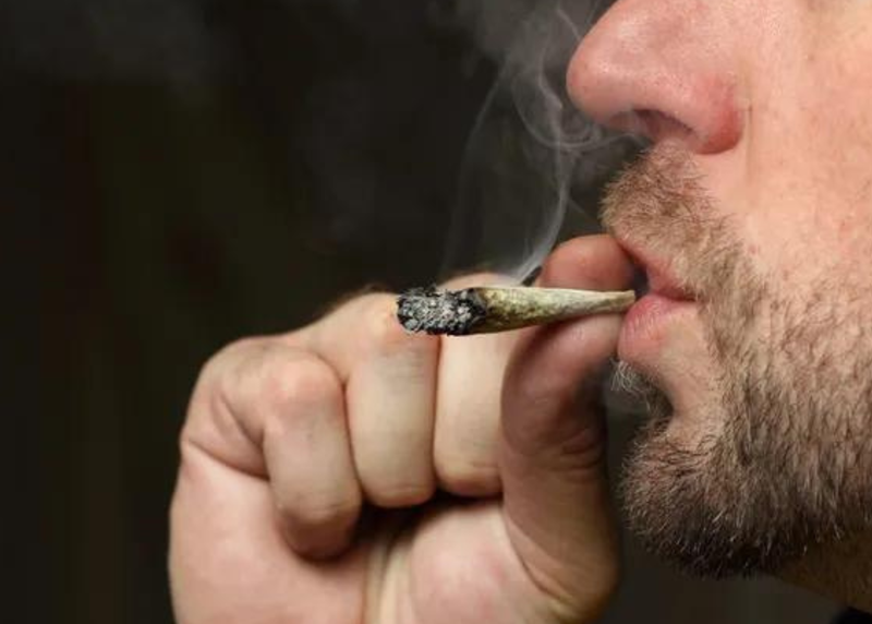 Smoking pot