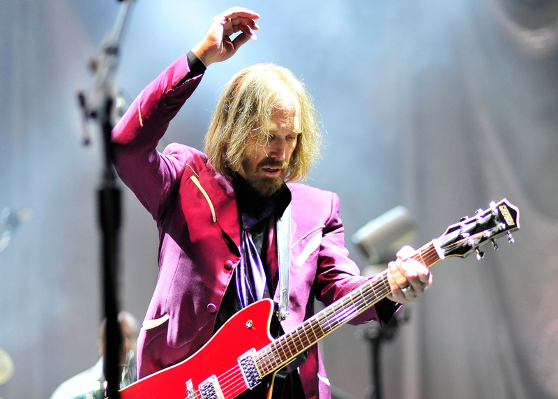 Family of Tom Petty Looks to Halt Memorabilia Auction, Claims Items are Stolen