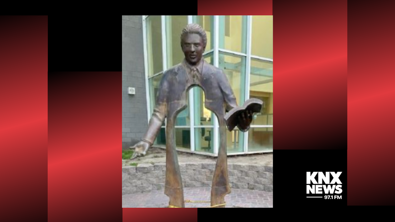 Statue