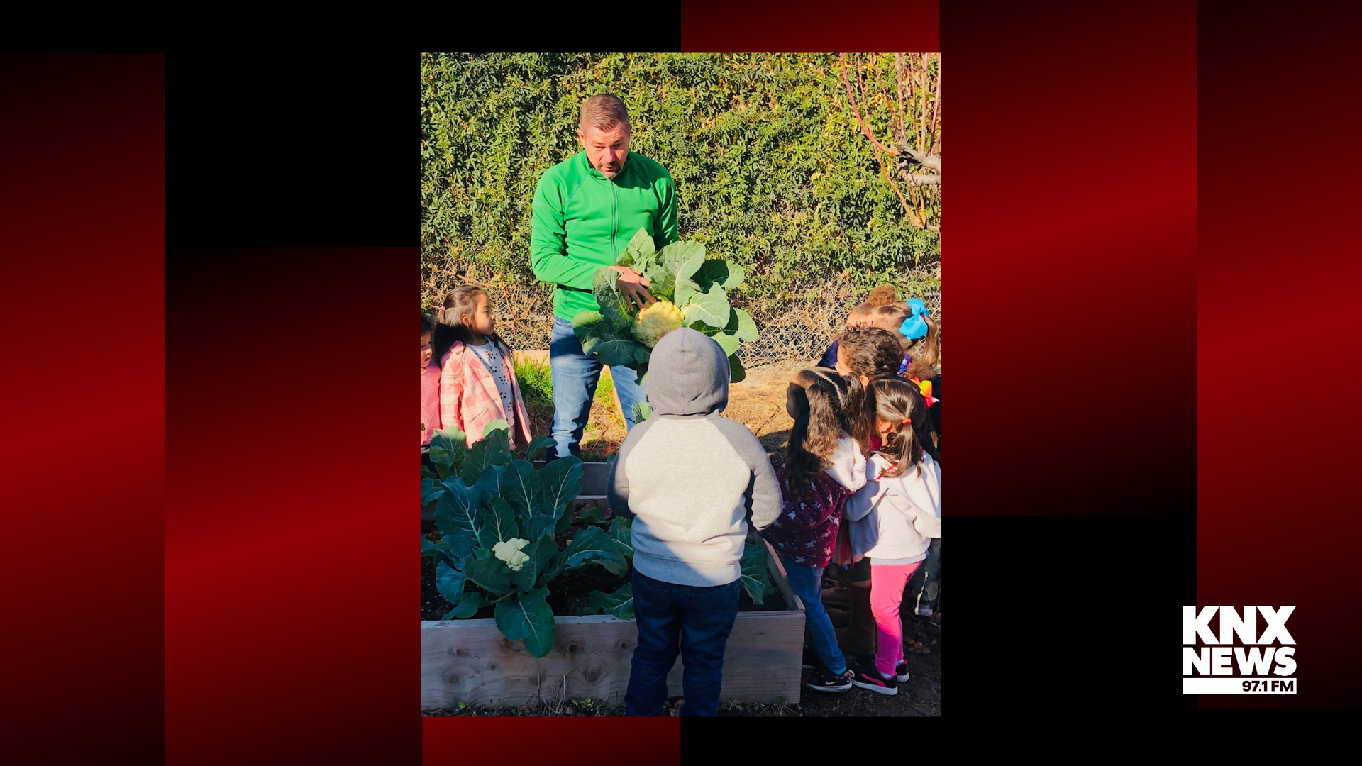 LAUSD Psychologist Steven Rude is our KNX Hero of the Week, impacting our community in numerous ways!