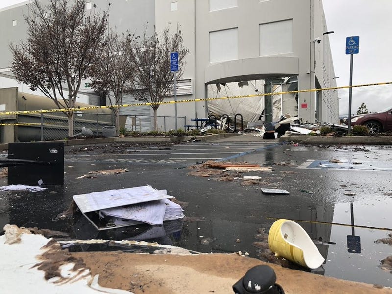 A Peet’s Coffee warehouse in Oakland partially collapsed early Friday morning, killing one worker inside. 