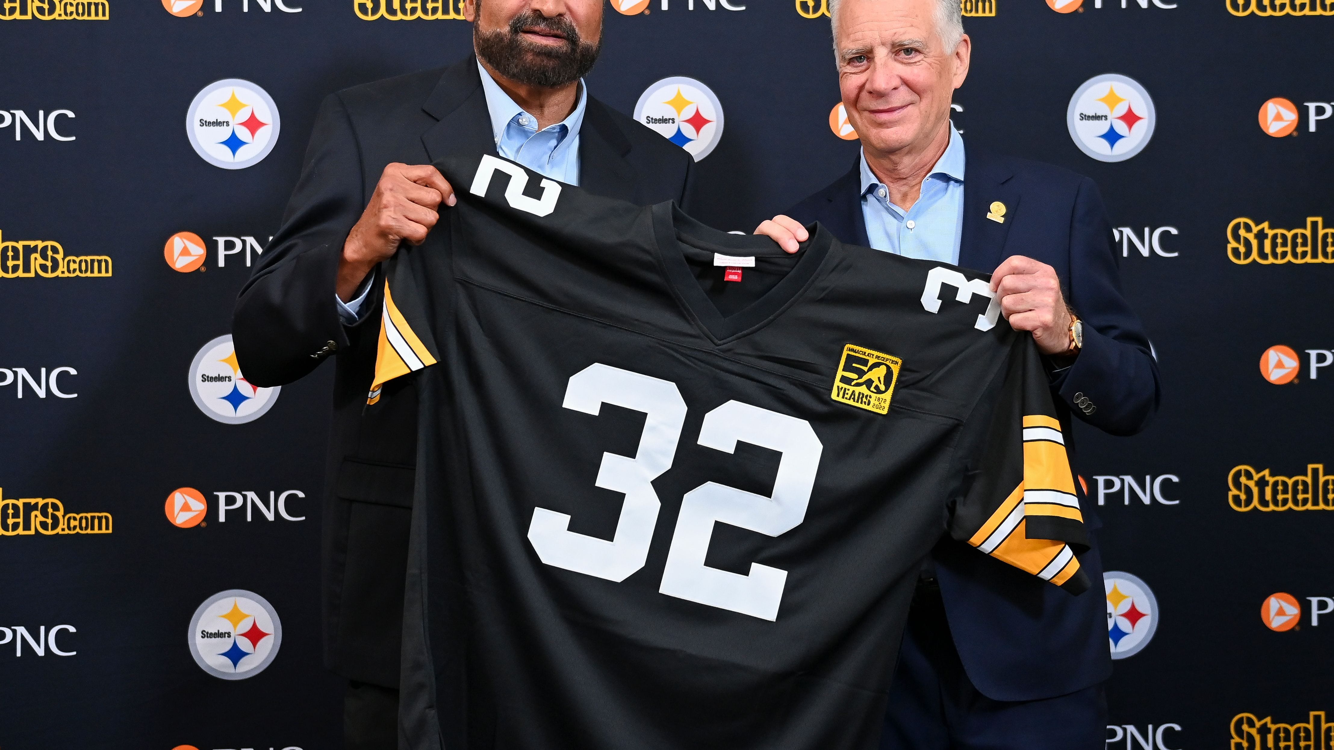 Revisiting Franco Harris' reaction that his number would be retired