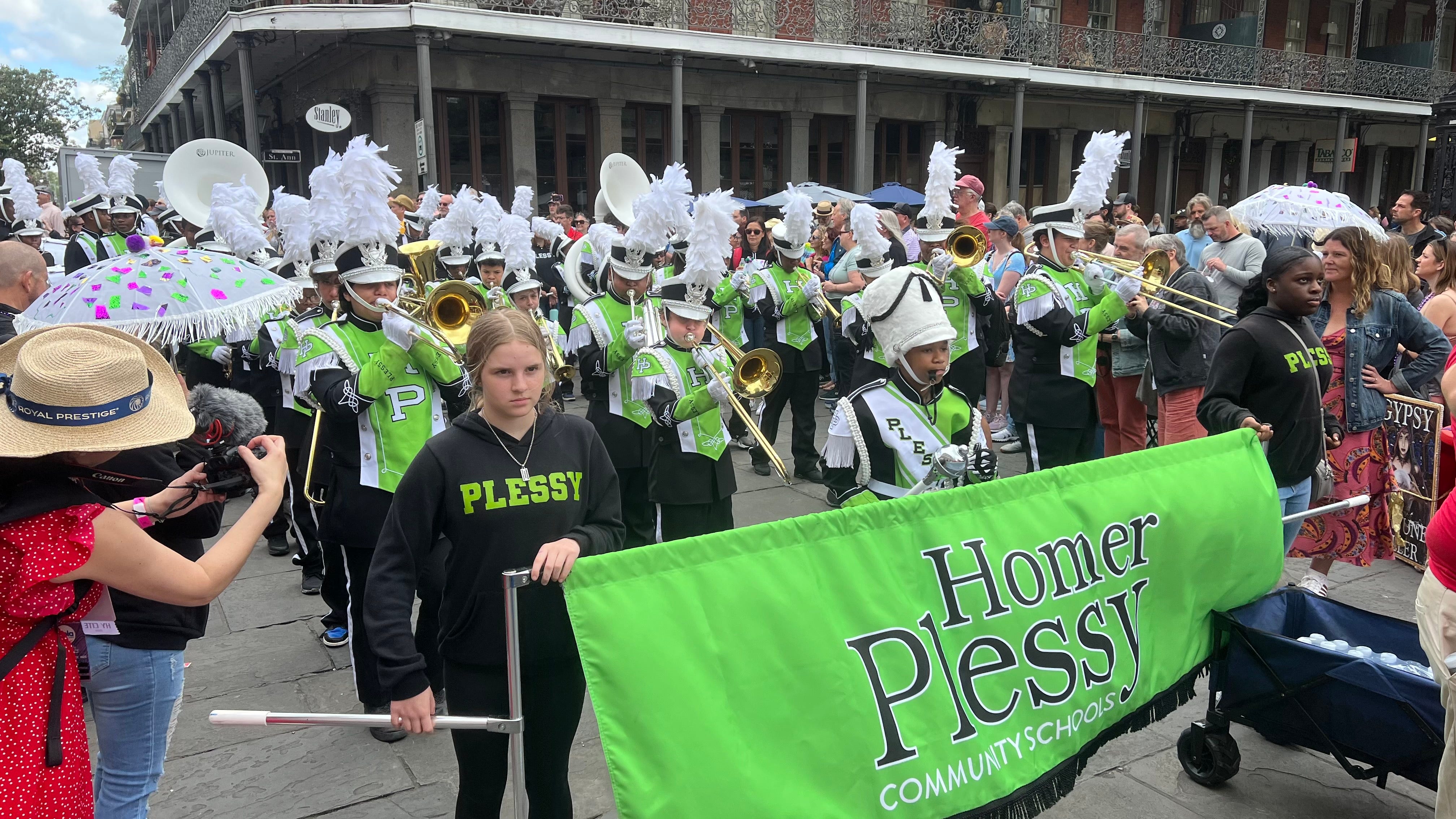 Festival draws locals and out-of-towners to French Quarter