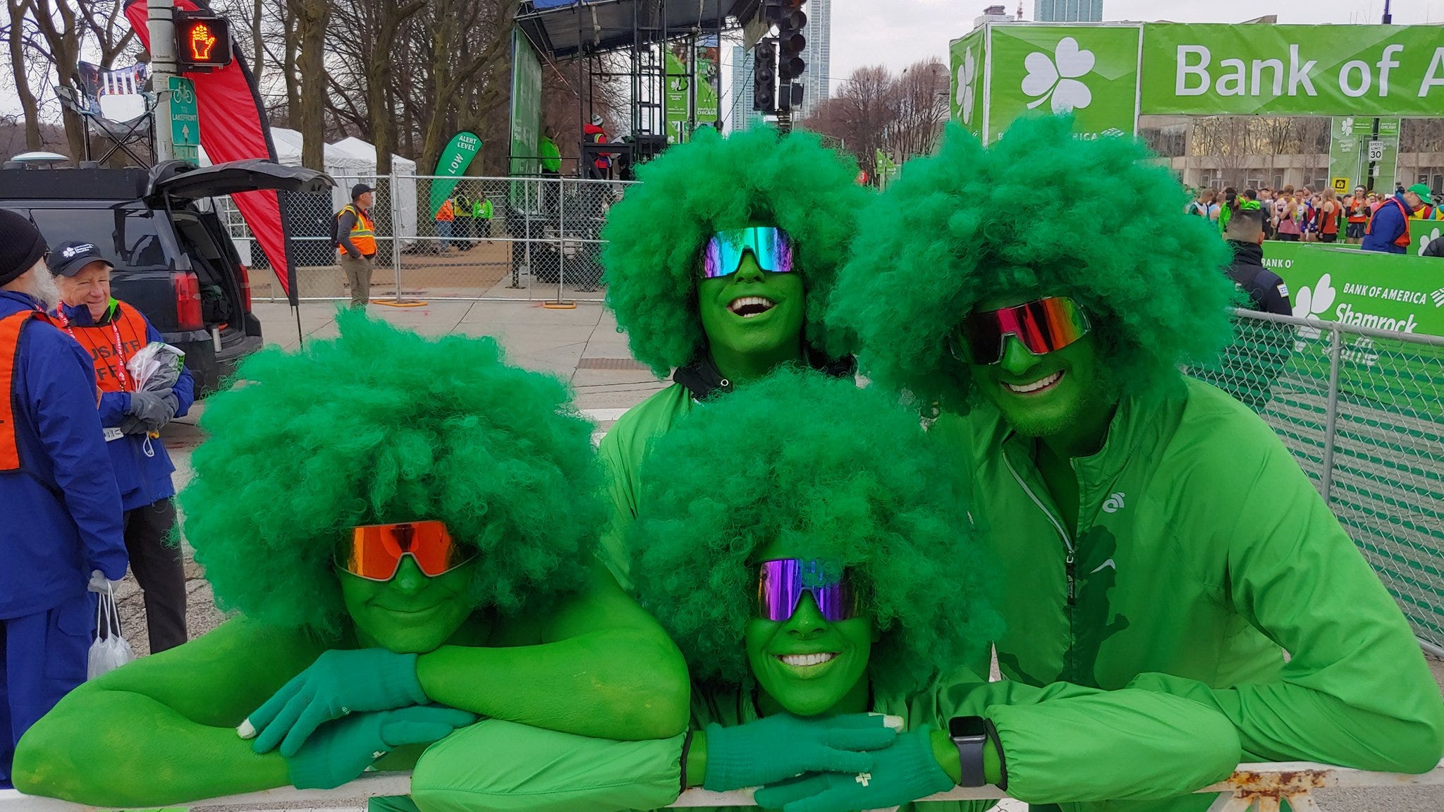 42nd annual Shamrock Shuffle draws thousands to downtown Chicago