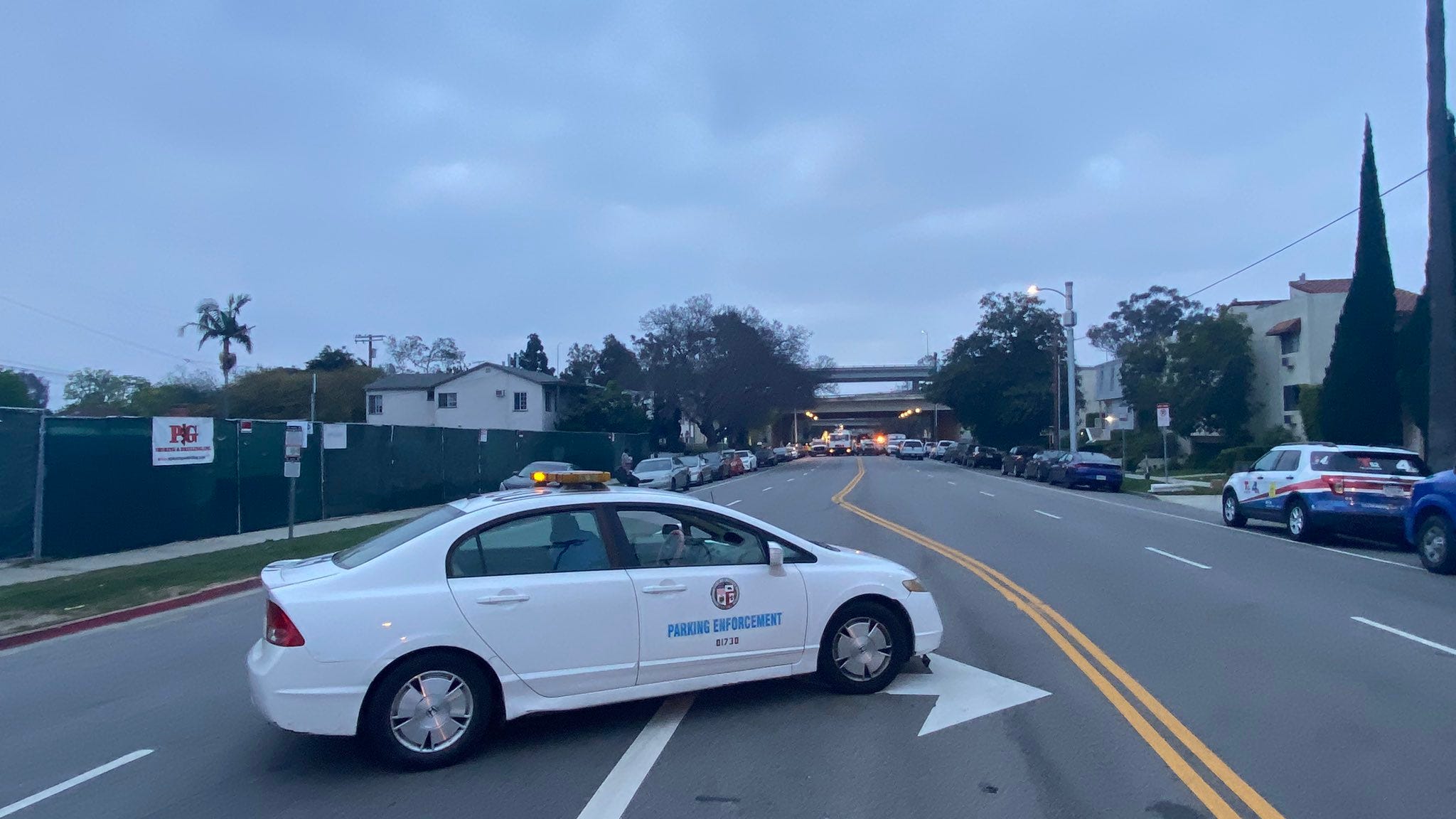 West LA oil leak shuts down Sepulveda Blvd.