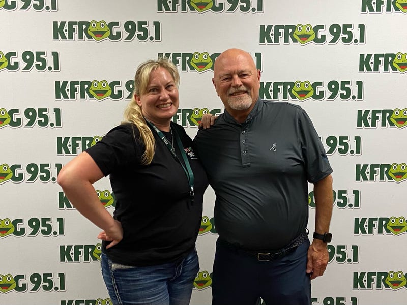 SknVue's Randy Wyant with K-Frog's Pepper