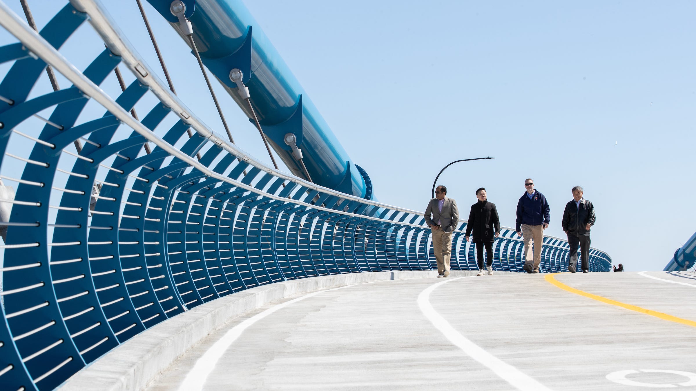 Chicago unveils fully accessible, lakefront pedestrian bridge at 43rd Street