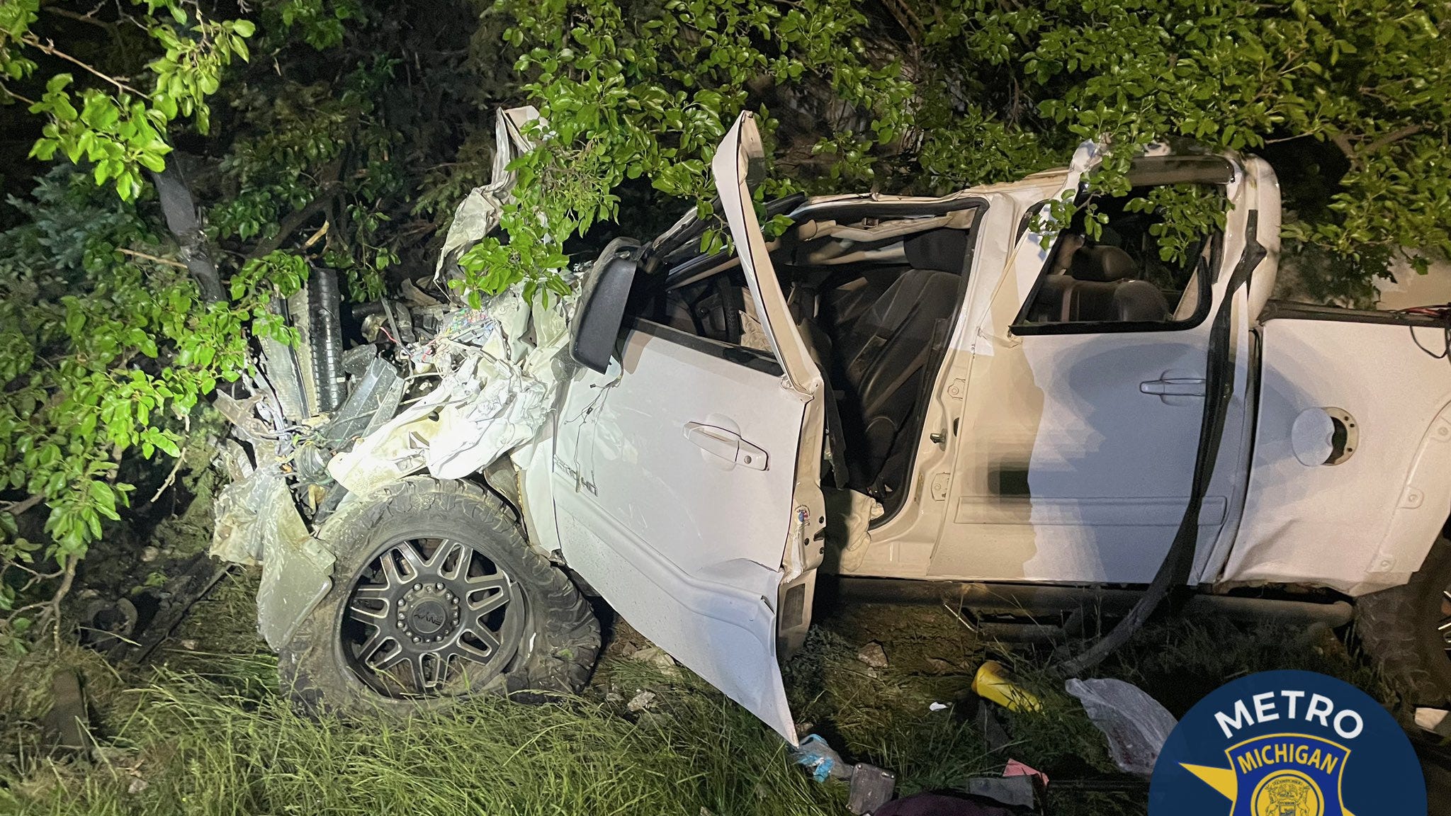 Macomb County man dies after speeding on I-94 exit ramp, losing control of truck & crashing into retaining wall in Taylor