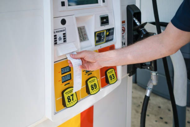 Local gas prices stay the course