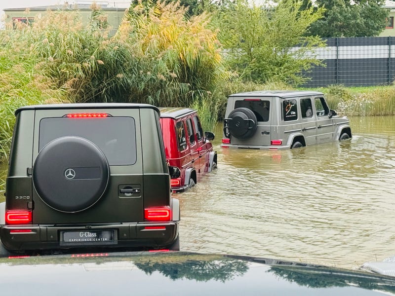 G-Class-Experience-Center-Gratz-Austria-Water-Fording