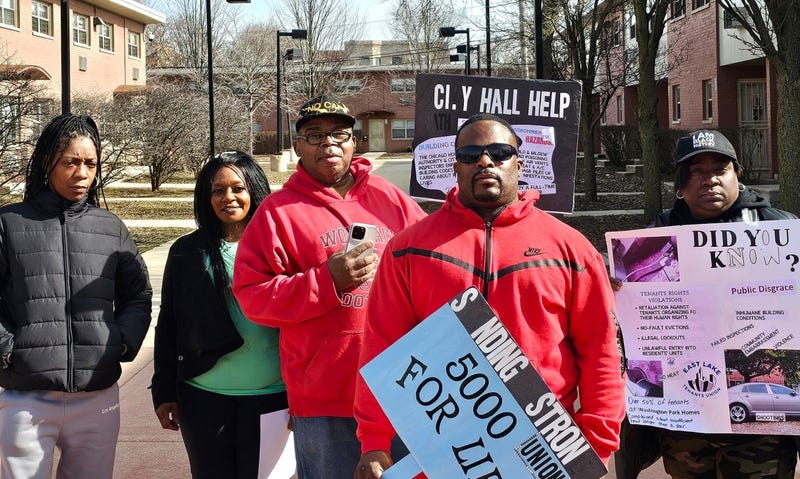 Tenants at the Washington Park Homes, located in Grand Boulevard, told WBBM they are living with mold and insufficient heat -- and that their pleas to the Chicago Housing Authority have gone unheard.