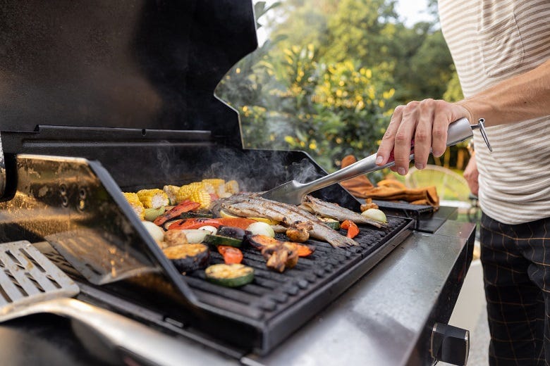 gas grill