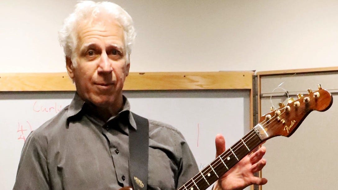 Vietnam vet offers free guitar lessons to vets to help with anger issues, PTSD