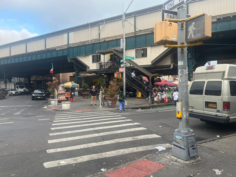 A stretch of Roosevelt Avenue has been suffering from quality-of-life issues as of late, residents say