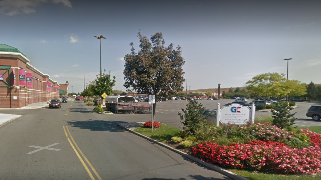 Motorcyclist, 36, killed in collision outside Brooklyn shopping center