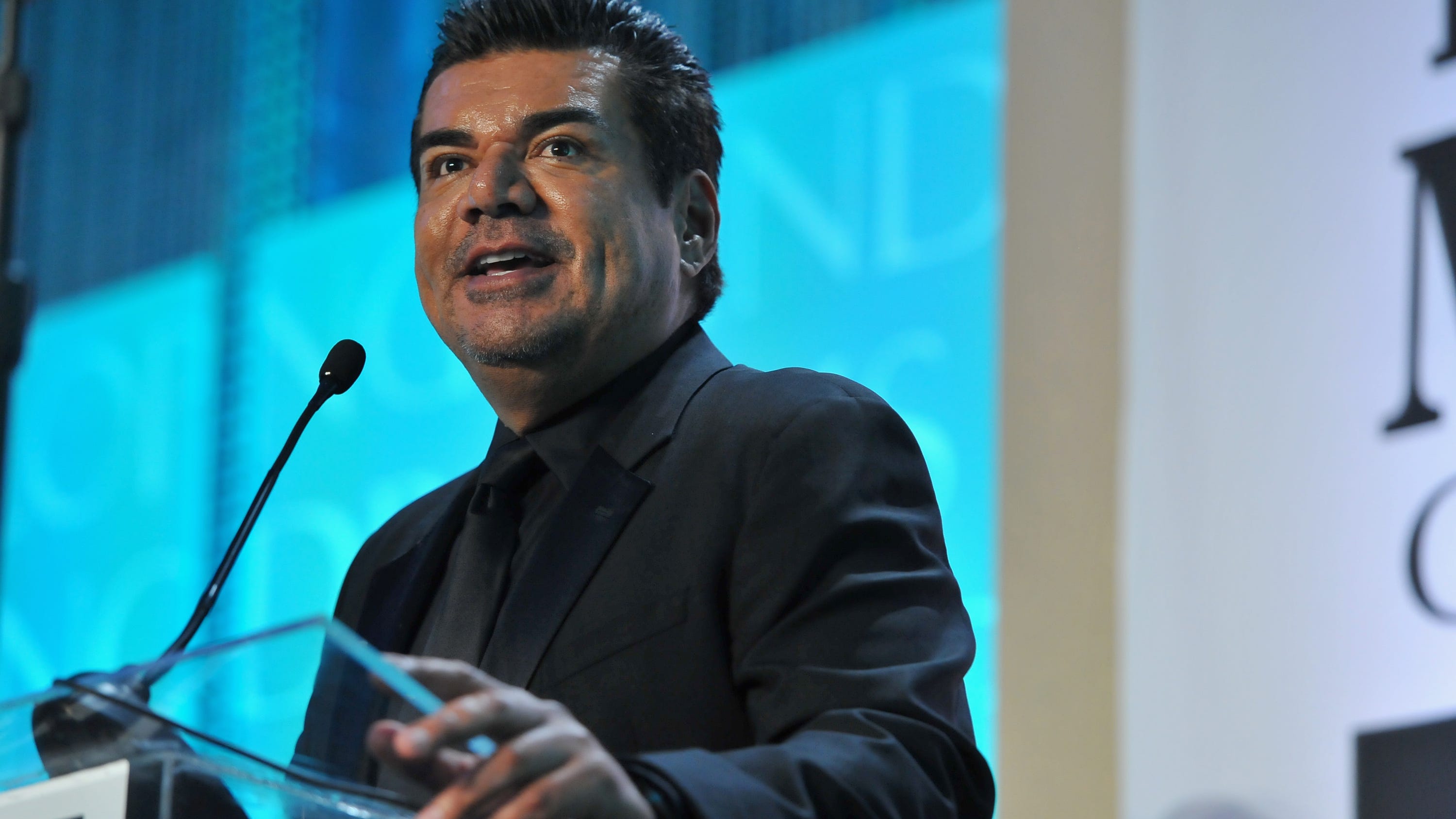 Gov. Newsom, George Lopez team up to spread word about COVID-19 vaccinations