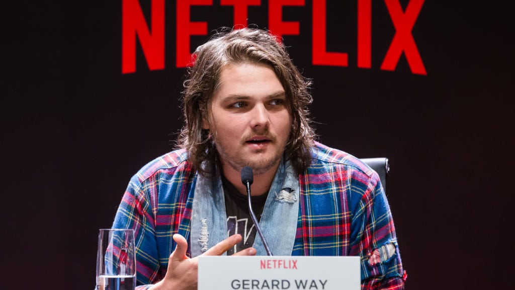 Watch Gerard Way Tell My Chemical Romance About ‘The Umbrella Academy’ 15 Years Ago