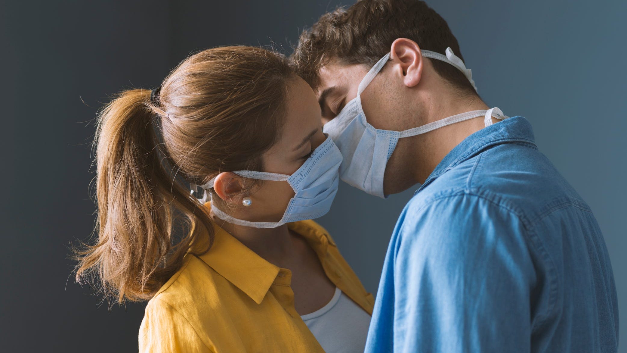 Love in the Time of Coronavirus: Dating Tips From a Relationship Expert