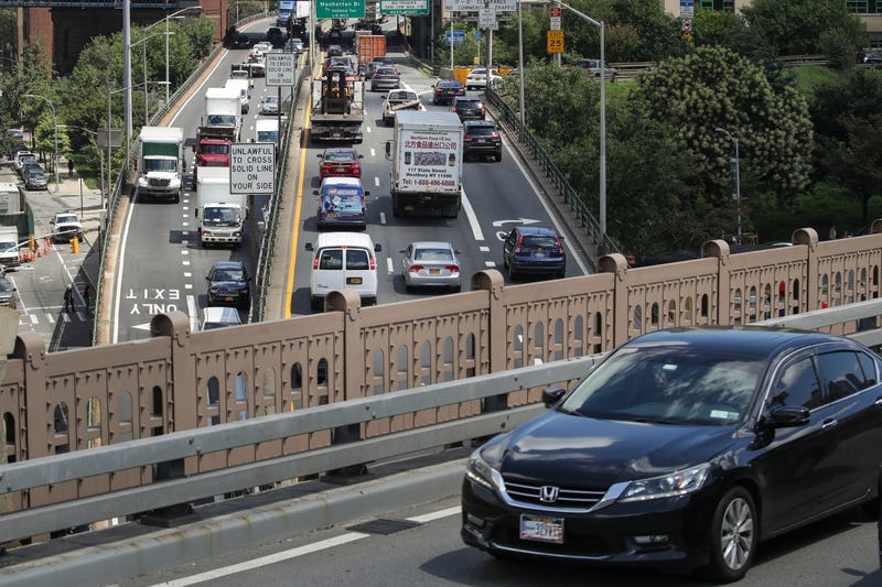 Traffic moves along the Brooklyn-Queens Expressway, August 2, 2018 in New York City. De Blasio on Wednesday announced plans to preserve the aging highway for another 20 years while reducing the number of lanes.