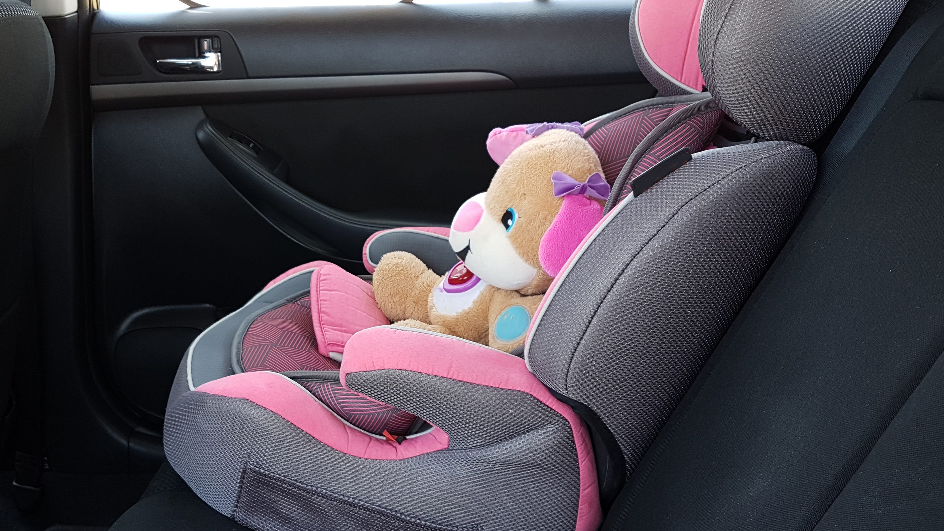 Counterfeit children's car seats found at local hospital