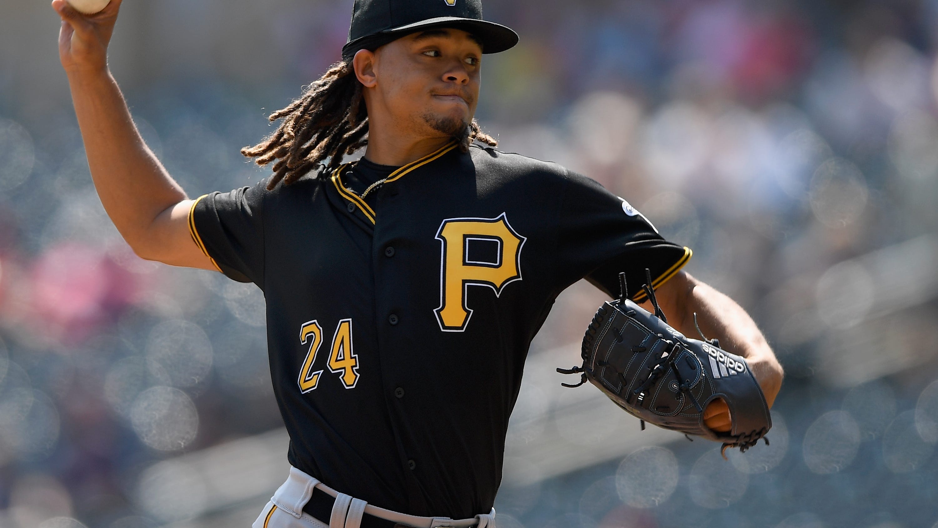 Twins sign two-time All Star Chris Archer to one-year deal