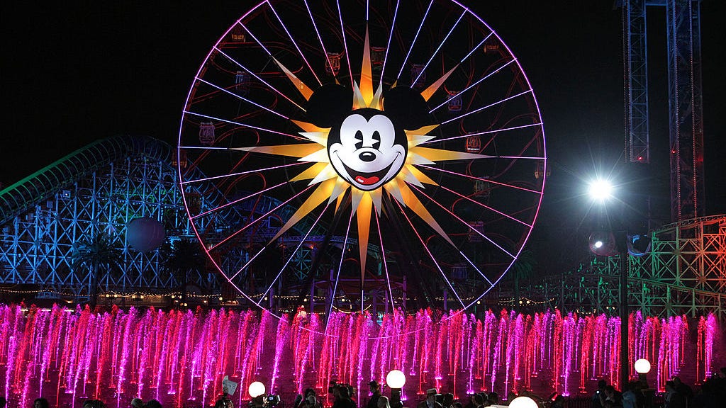 Disneyland announces return of World of Color, Fantasmic! and Main Street Electrical Parade