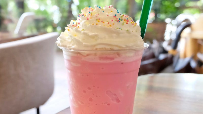 Similar looking Pink Drink / Aonip / Getty Images