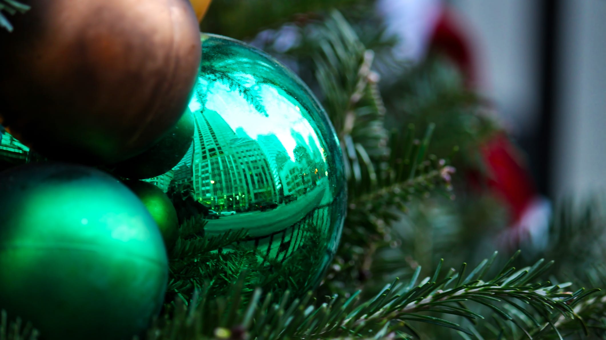 Chicago to kick off holiday season Friday with tree lighting in Millennium Park