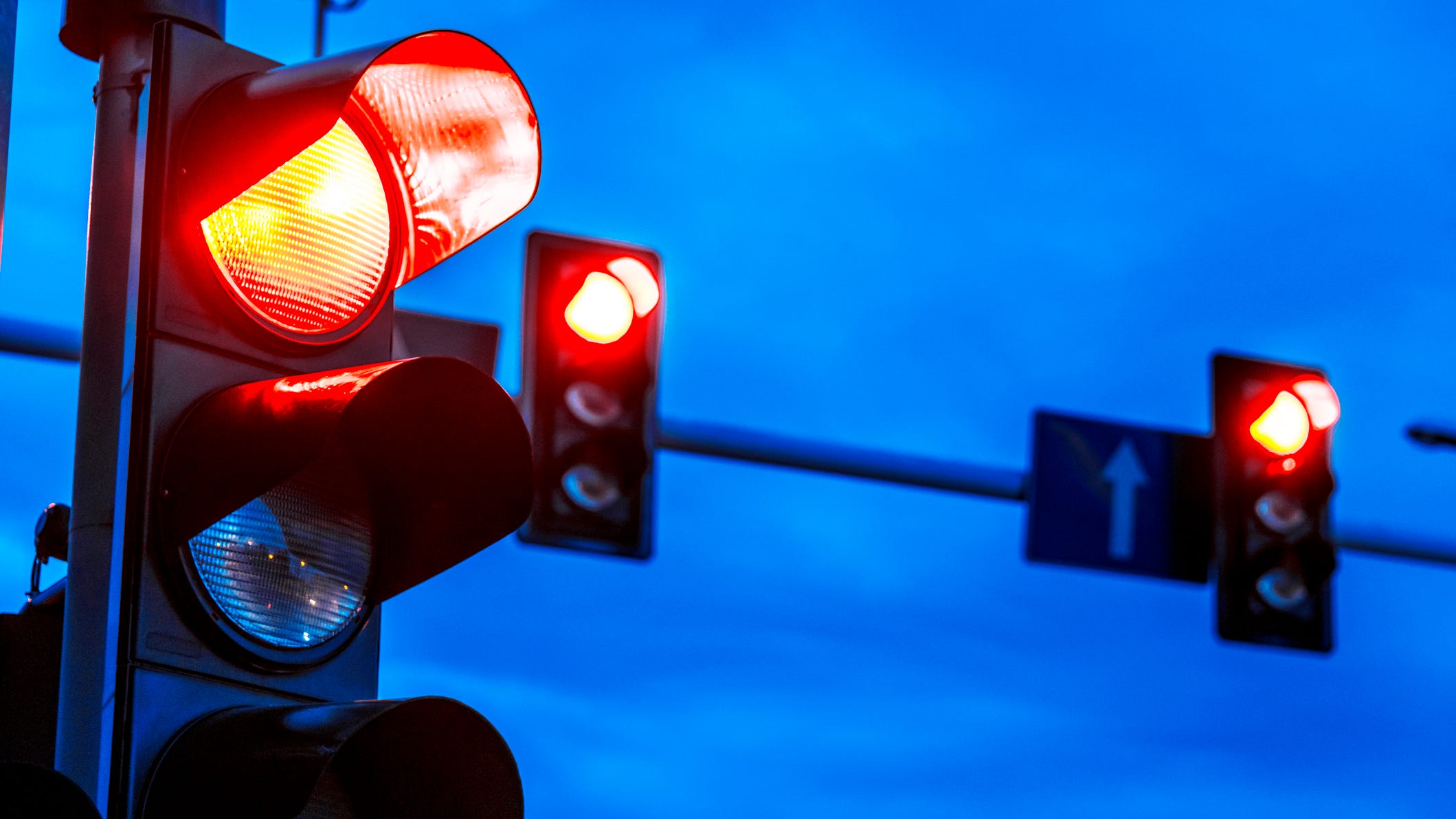 Troy police have to help drunk driver put his car in park after falling asleep at stoplight