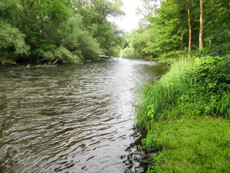 Apple River
